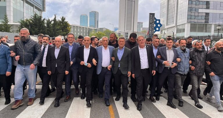 Kayyum fedaileri bu türlü geldi