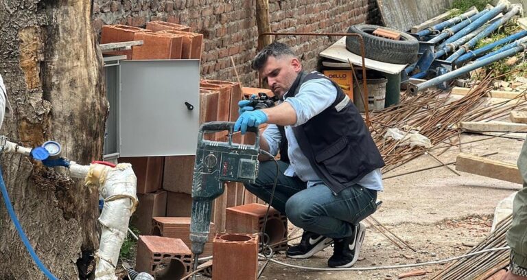 Malatya’da bir inşaatta akıma kapılan emekçi öldü