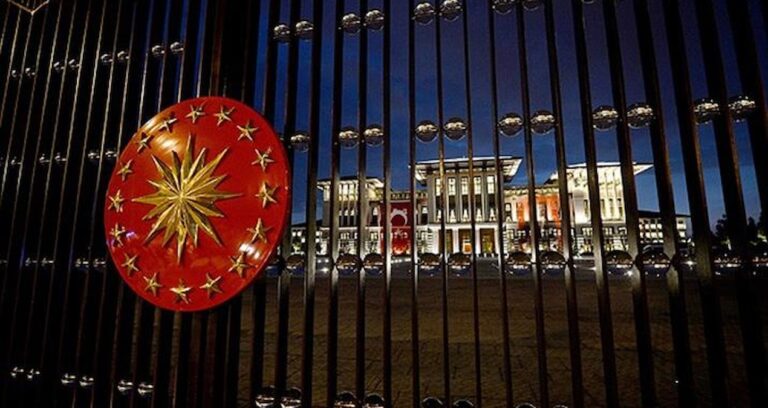Saray’dan AKP’li bakana ‘giderli’ ileti