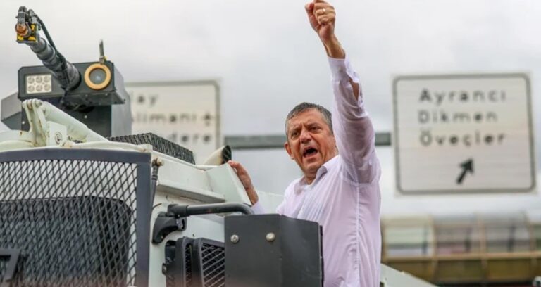 TOMA imgesi AKP’lileri kızdırdı