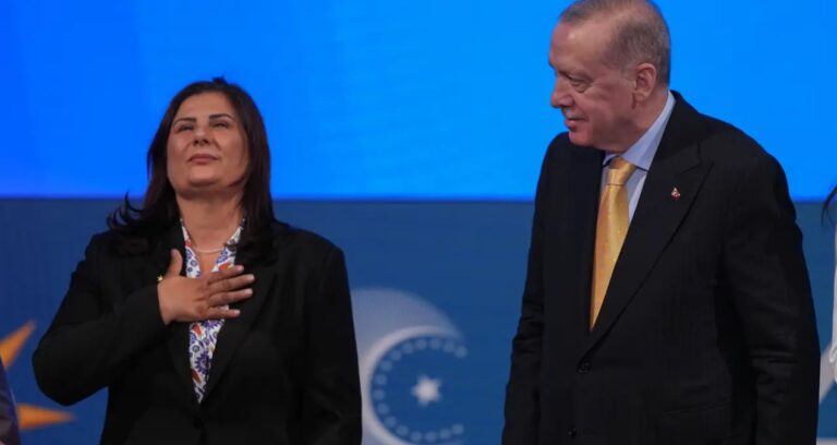 AKP’ye geçti CHP belediyelerine dayanağı kesti