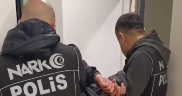 Kırmızı bültenle aranan firari uyuşturucu mahkumu Mersin’de yakalandı