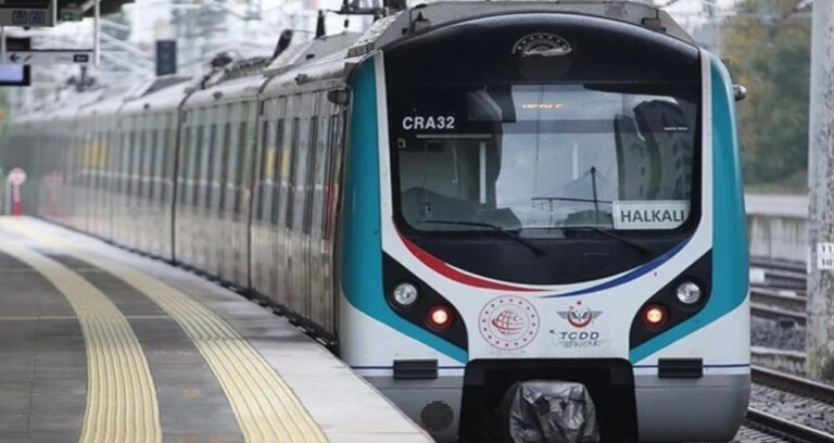 Marmaray’da bir intihar daha: Seferler aksıyor!