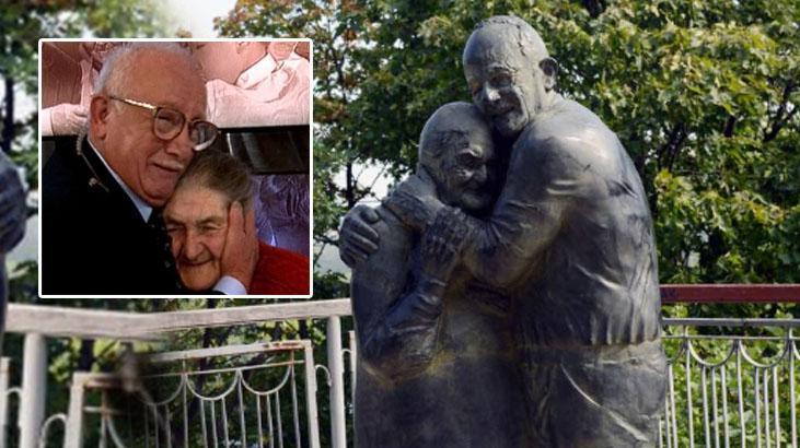 Savaşın ayırdığı aşıklar buluştu! 60 yıl sonra gelen yüzleşme: Heykelin gerçek ilhamı