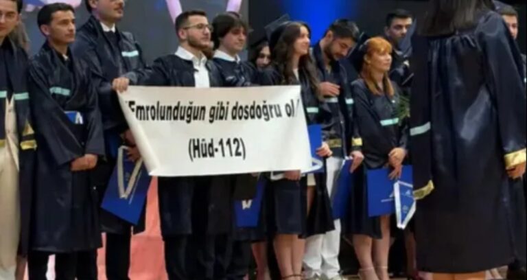 Yeditepe pankartçısının arşivinden AKP’nin ağır topları çıktı