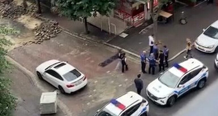 Arbedede esnaftan bıçak istedi, alamayınca bakın ne yaptı…