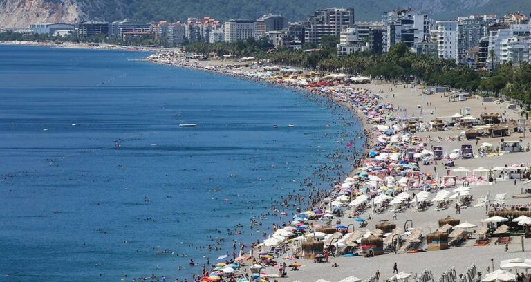 Plajlarda yeni devir Resmi Gazete’de yayımlandı: Artık vatandaşlar da girebilecek