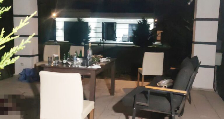 Villa bahçesinde cümbüş mevtle bitti!