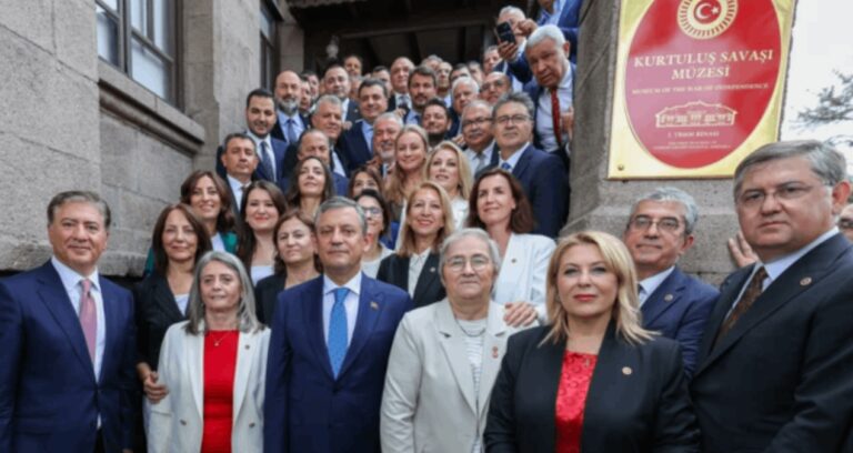 YENİ Parti’nin kurultay takvimi aşikâr oldu!
