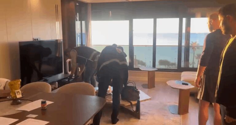 Antalya’daki fuhuş operasyonunda lüks otel sahiplerinin yer aldığı 20 kuşkulu serbest!