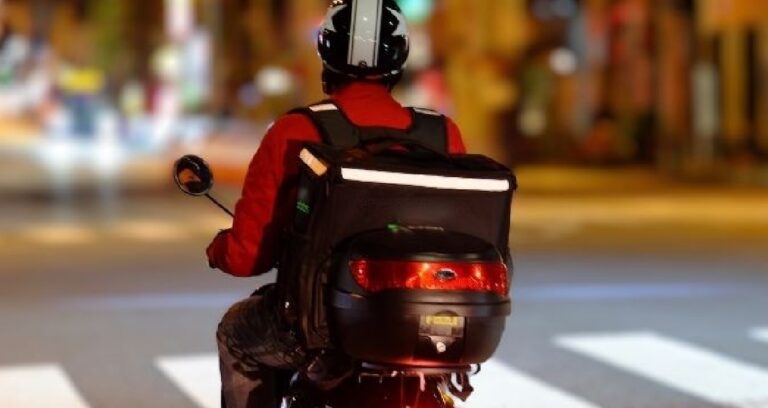 Motokurye ve motosikletlileri ilgilendiren yeni düzenleme gündemde