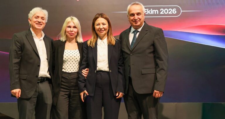 Ünlü cerrah vefattan döndü: Türkiye’nin birinci tam yüz naklini gerçekleştirmişti