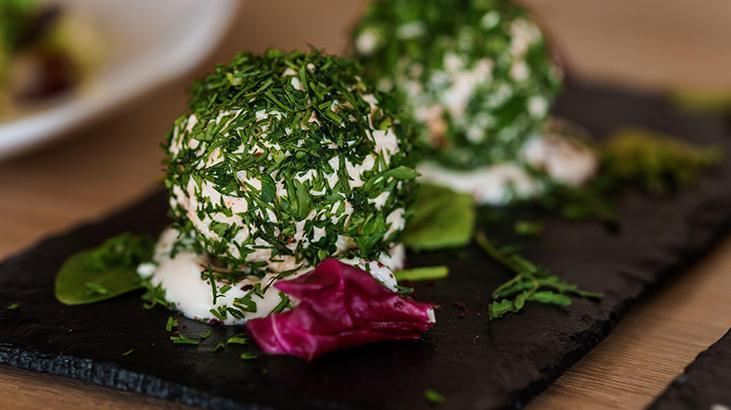 Pesto sosun en güzel hali! Bir kez yiyen bu tarifi unutamıyor