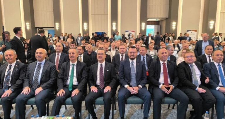 Savunma sanayii toplantısında kelam krizi: Muhalefet vekili salonu terk etti