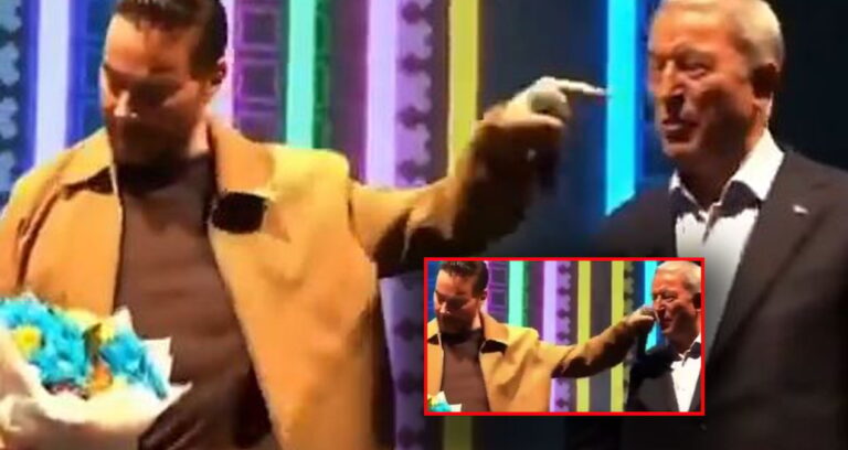 Sinan Akçıl’ın konserinde bahtsız an kamerada: Eli kazara Hulusi Akar’ın yüzüne çarptı