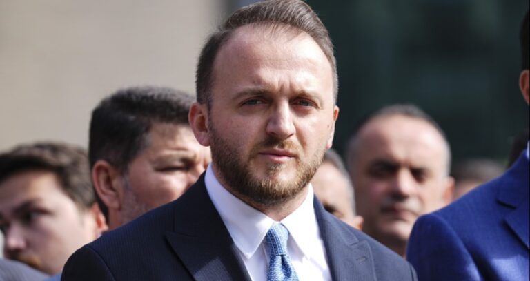 Üsküdar’da başkanvekili ihale zengini AKP’li!