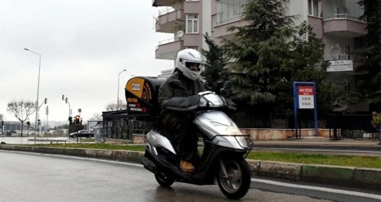 Skuter ve motokuryelere trafik kısıtlaması