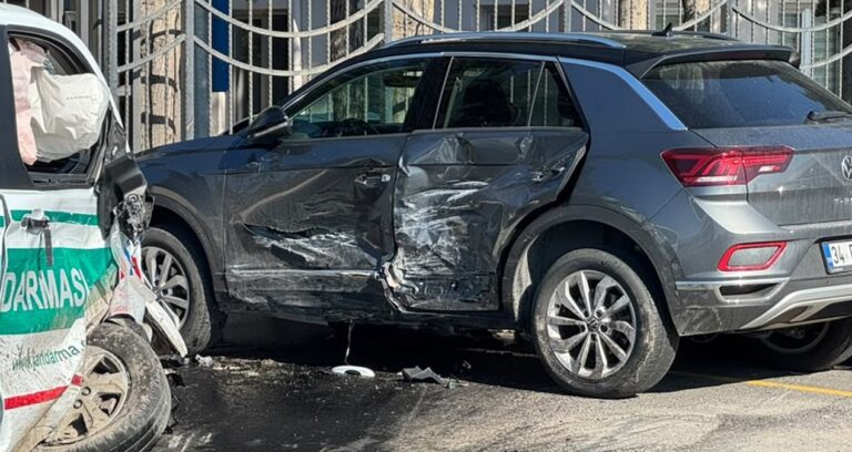 İstanbul’da jandarma aracı kaza yaptı! Yaralılar var