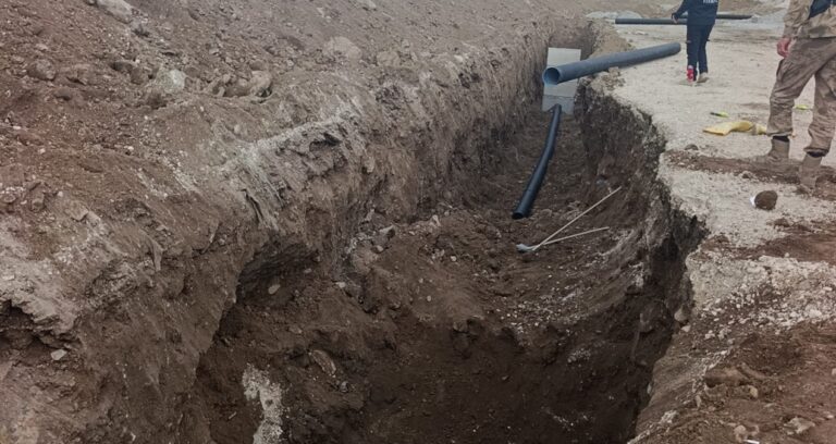 Van’da inşaat alanında göçükte bir emekçi hayatını kaybetti